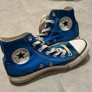 Blue Converse All Stars size M5/W7